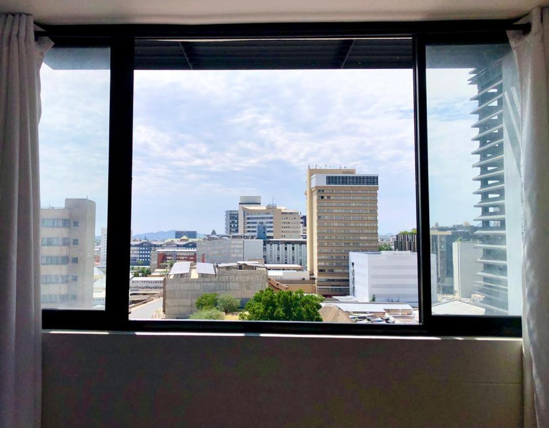 Cosy Apartment In The Heat Of The City Windhoek Exteriör bild