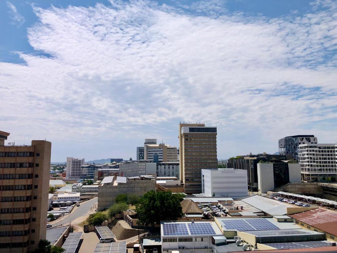 Cosy Apartment In The Heat Of The City Windhoek Exteriör bild