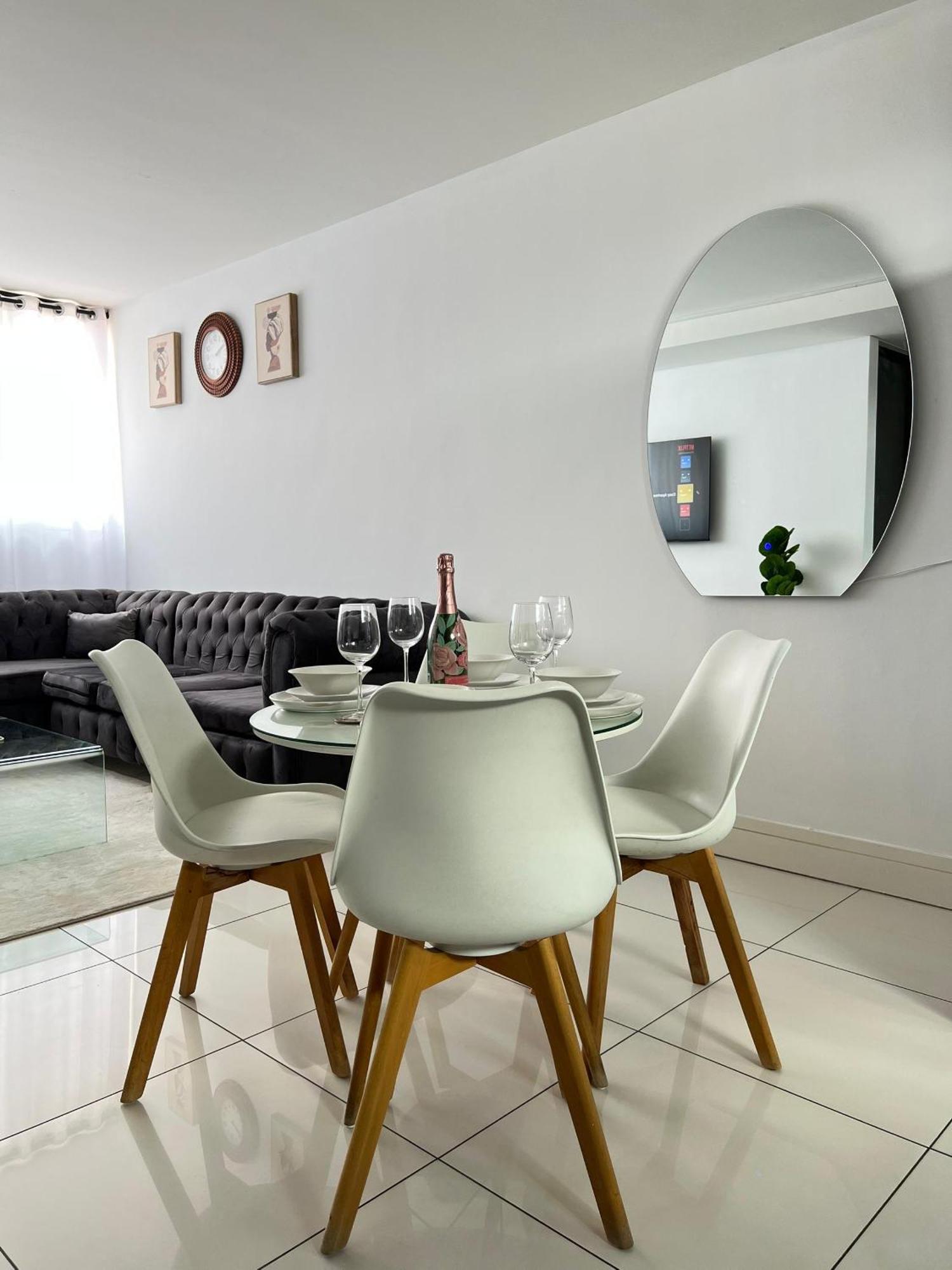 Cosy Apartment In The Heat Of The City Windhoek Exteriör bild
